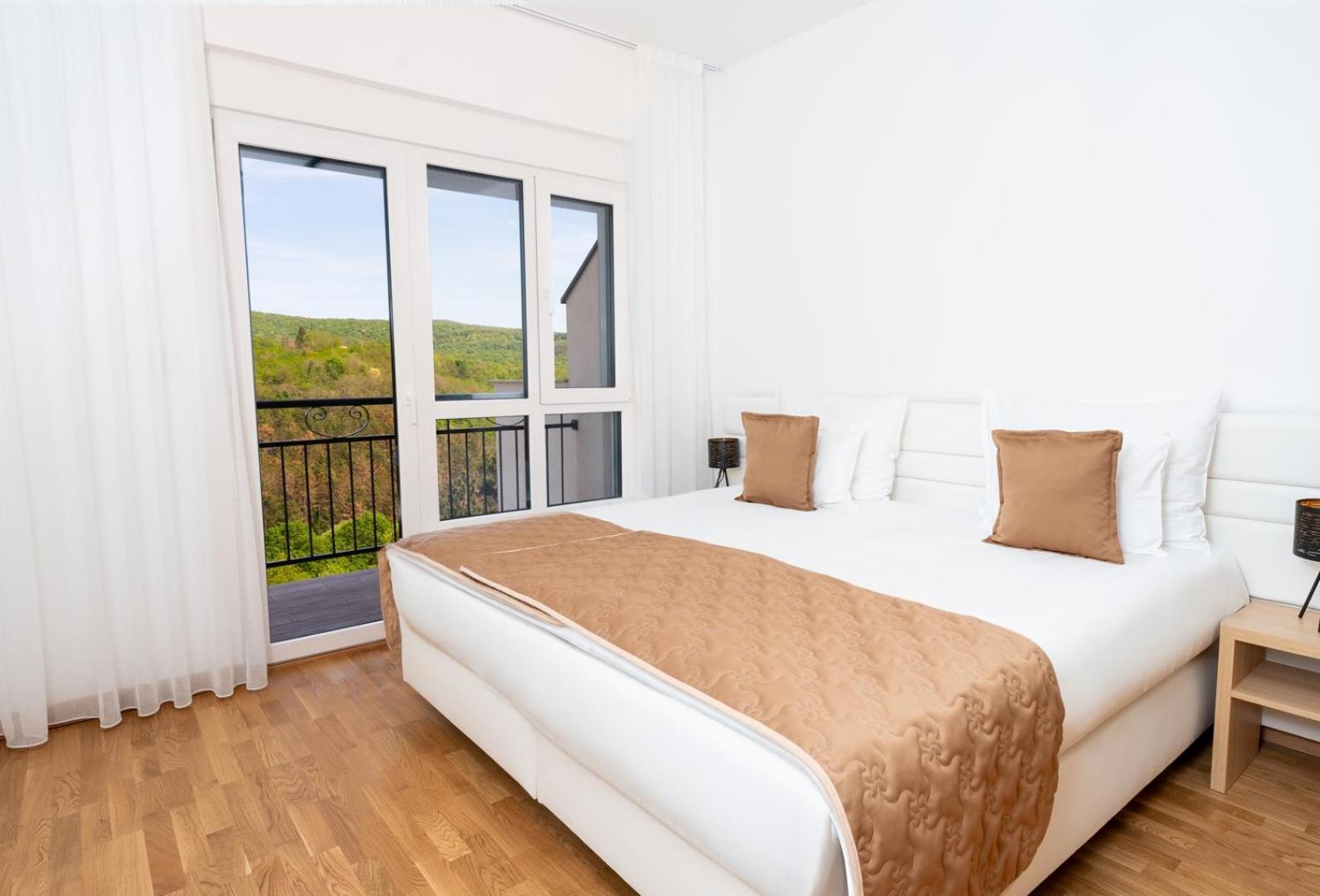 Fruske Residences Vrdnik Exterior photo